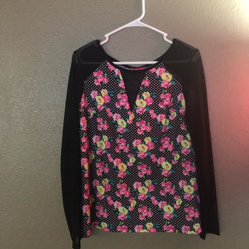 Betsey Johnson Top Like New